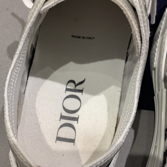 Dior B23 Low Top Sneakers - Picture 9 of 14